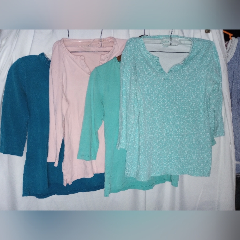 4 Bundle L.L. Bean Womens XS Split Neck Shirts Aqua Pink Teal Print Coastal 3/4